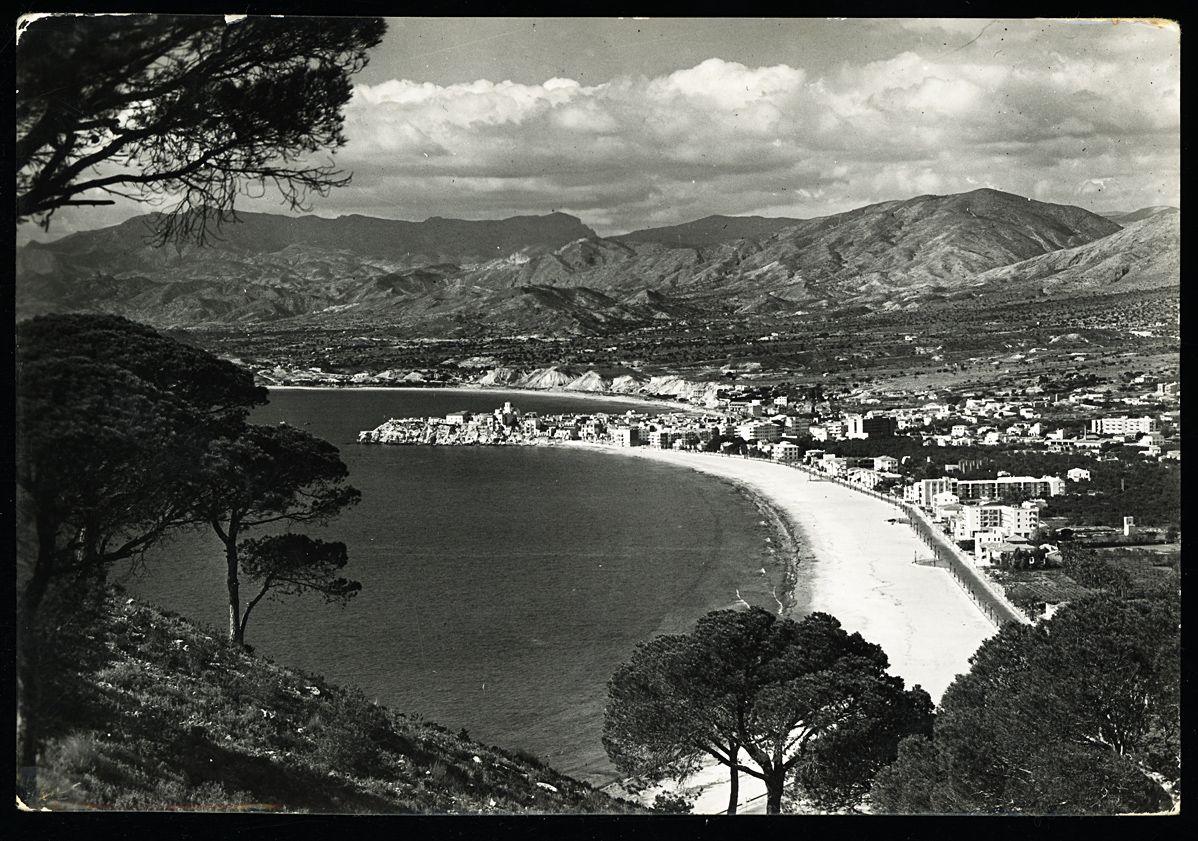 vor 1963: Postkarte von der Serra Gelada: Promenade und erste Wohnblocks, aber noch kein Hochhaus.